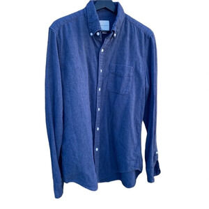 AMERICAN Eagle men's blue flannel size medium.